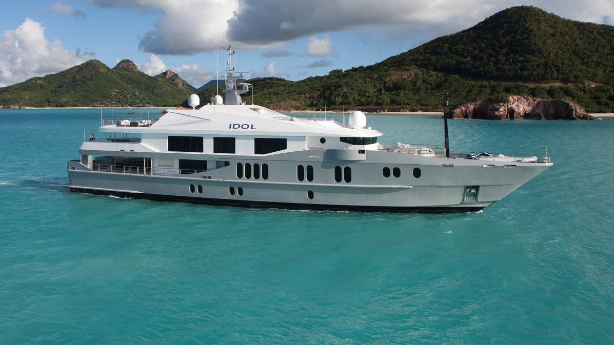yacht de luxe idol